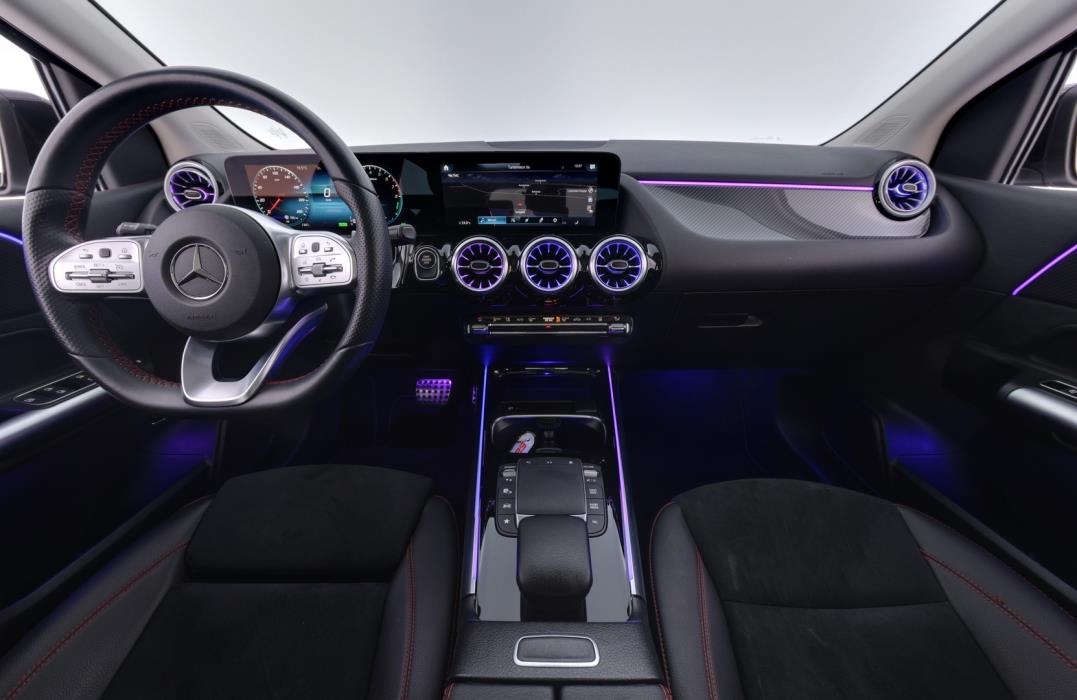 MERCEDES-BENZ B 2023