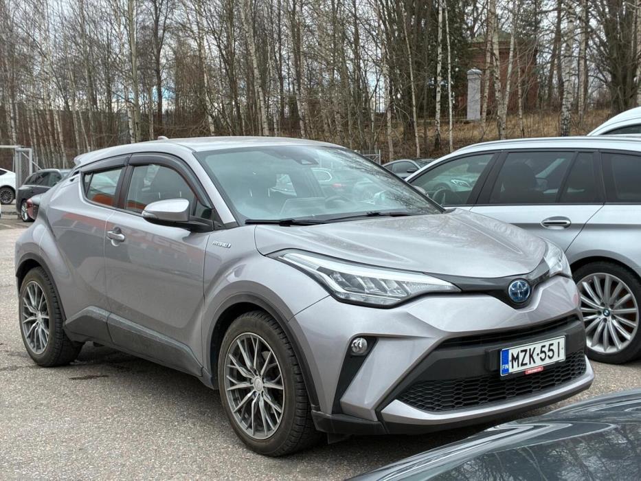 TOYOTA C-HR 2021