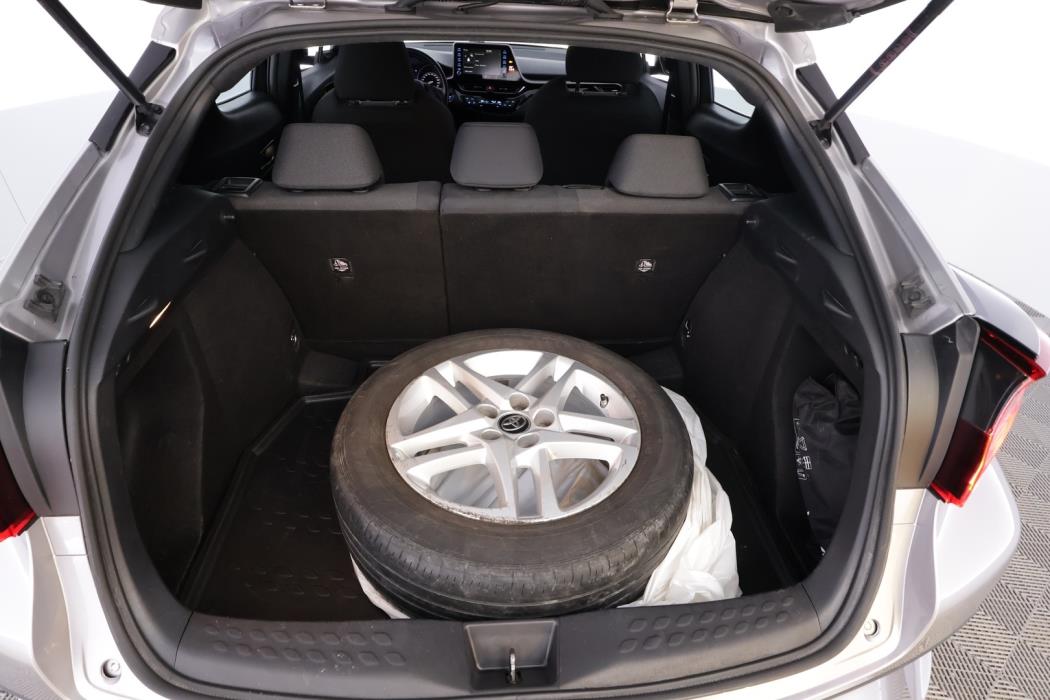 TOYOTA C-HR 2021