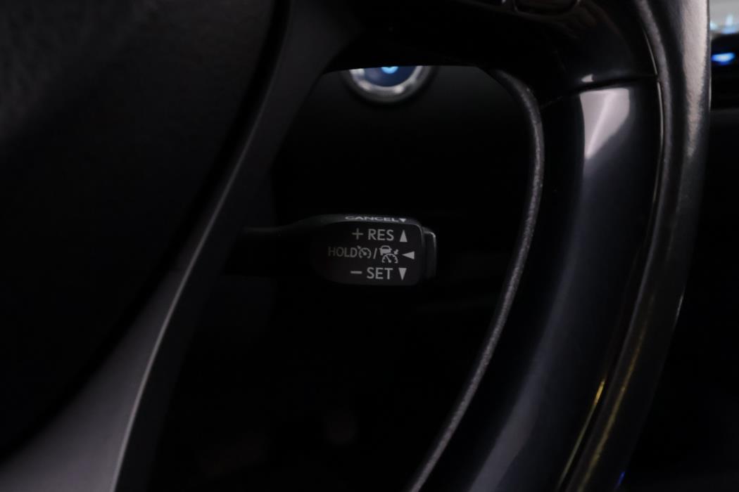 TOYOTA C-HR 2021