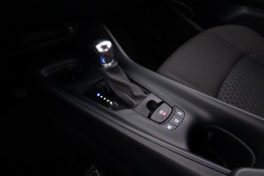 TOYOTA C-HR 2021