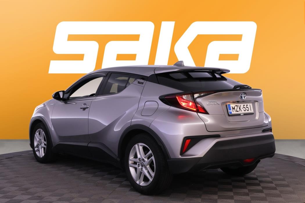 TOYOTA C-HR 2021
