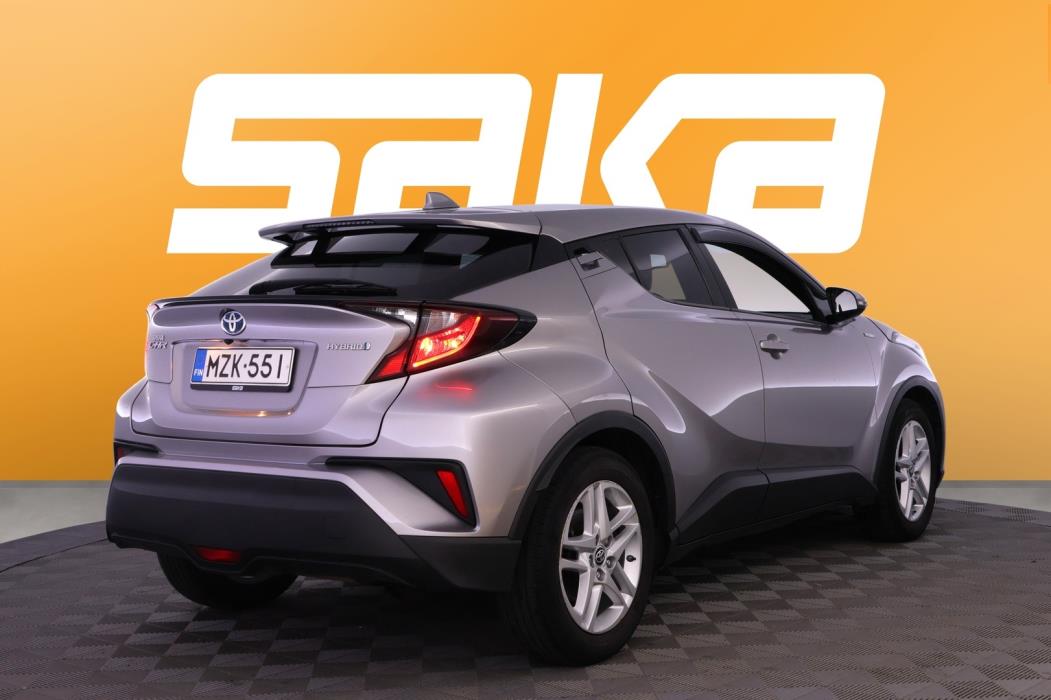 TOYOTA C-HR 2021