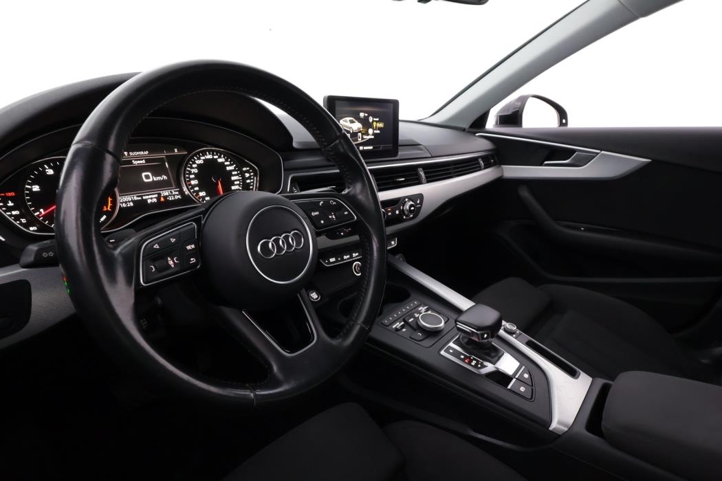 AUDI A4 2016