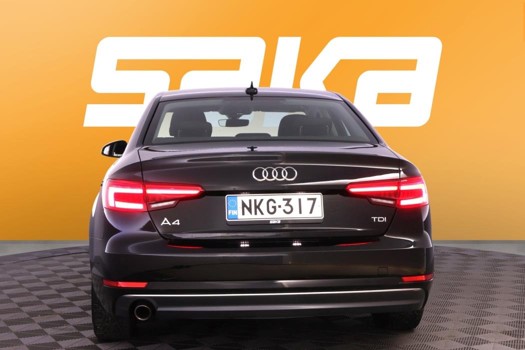 AUDI A4 2016