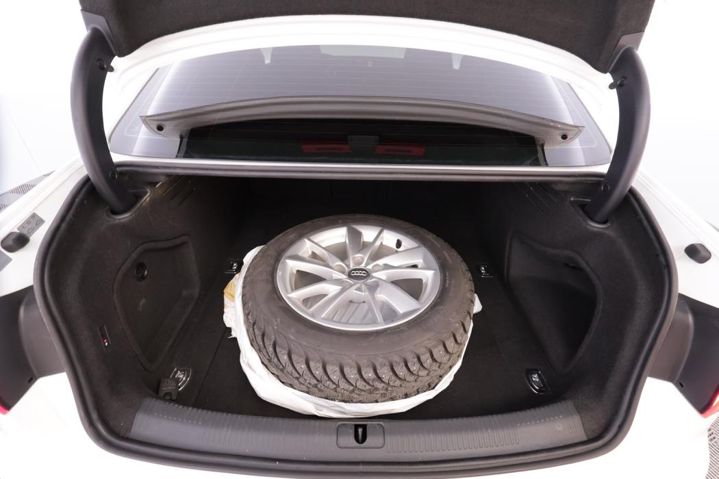 AUDI A4 2016