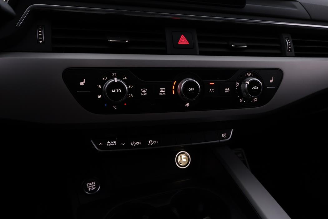 AUDI A4 2016