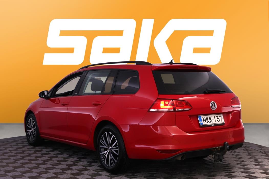 VOLKSWAGEN Golf 2016