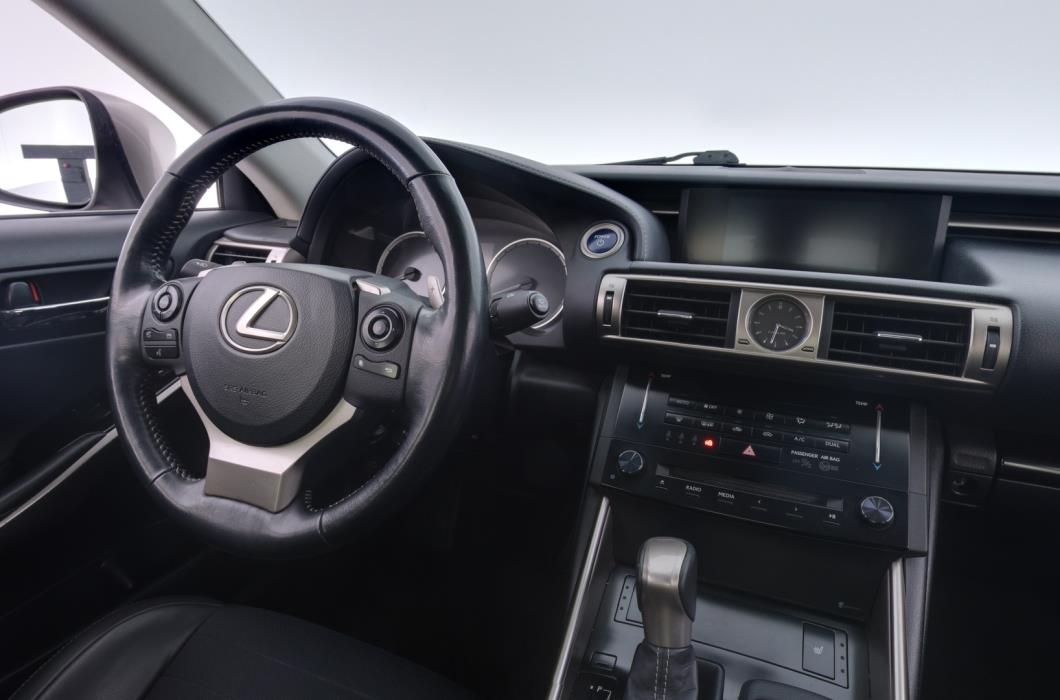 LEXUS IS 2014