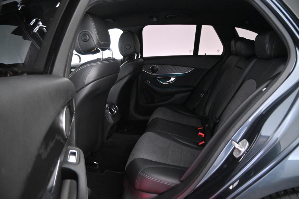 MERCEDES-BENZ C 2016