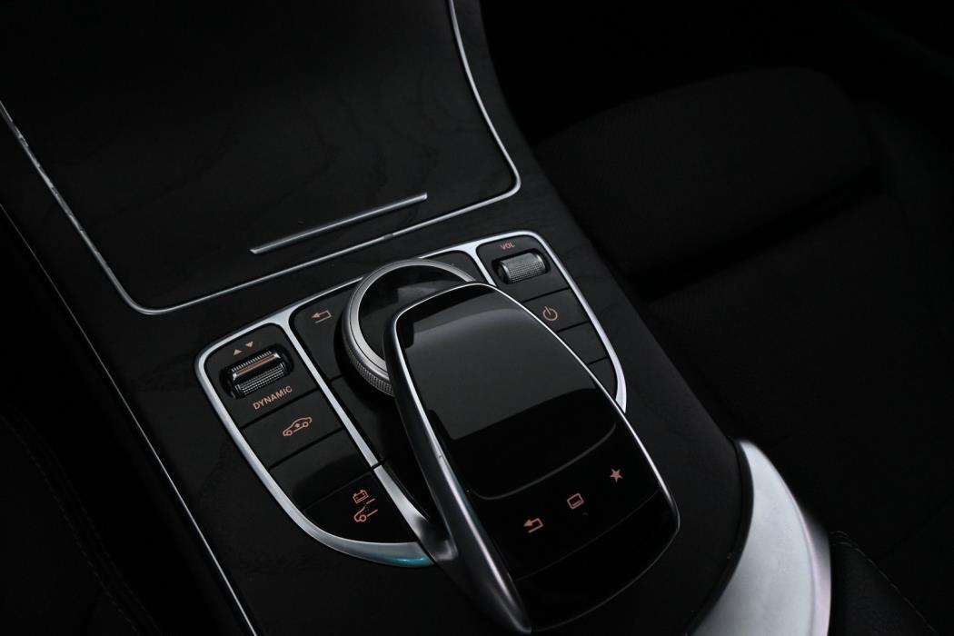 MERCEDES-BENZ C 2016