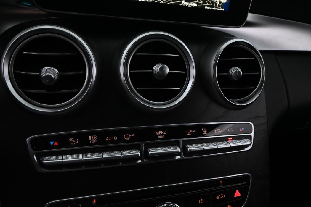 MERCEDES-BENZ C 2016