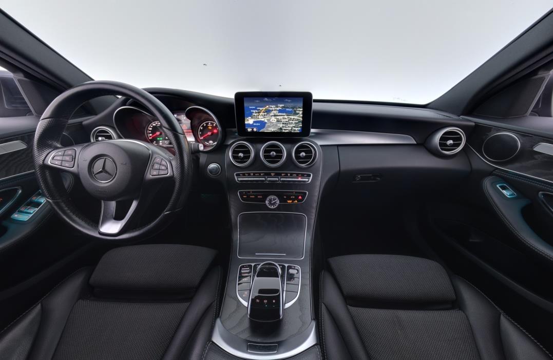 MERCEDES-BENZ C 2016