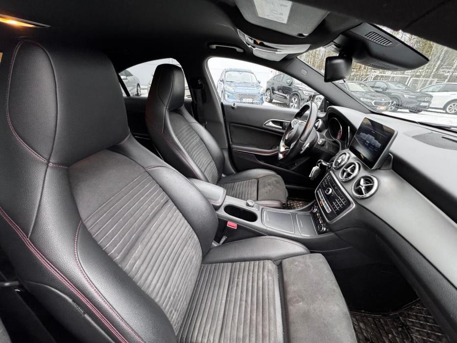 MERCEDES-BENZ CLA 2017