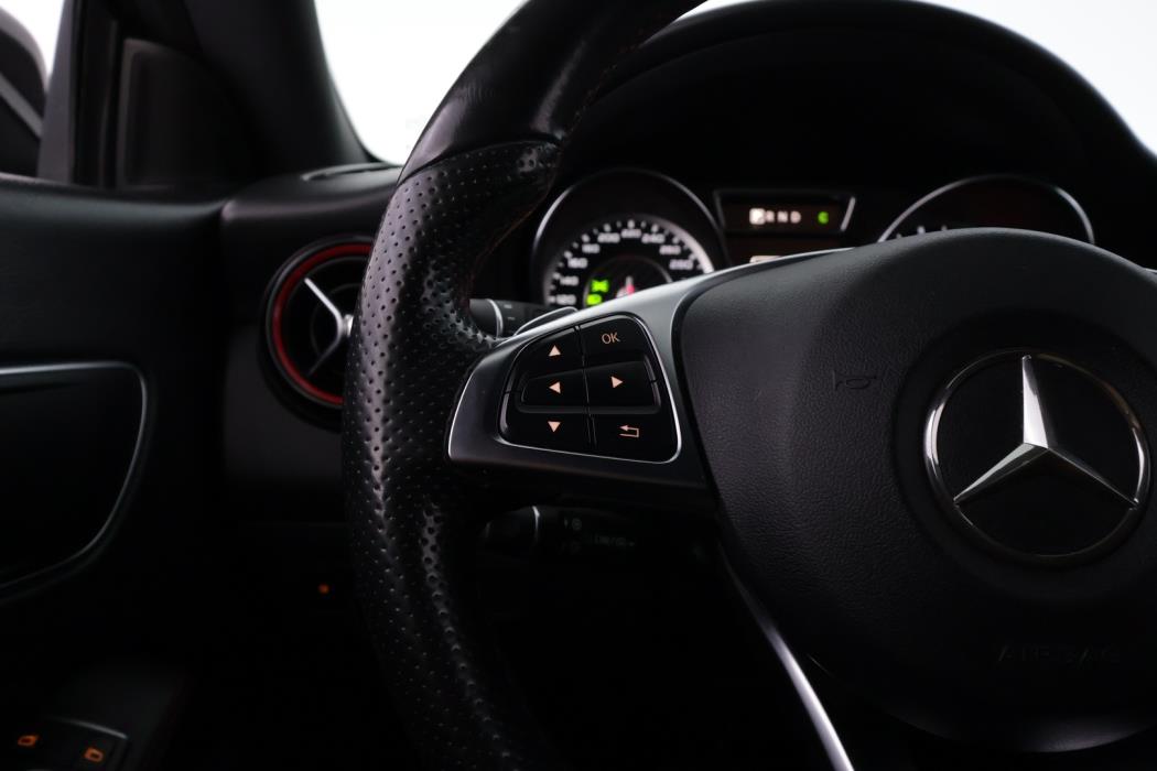 MERCEDES-BENZ CLA 45 AMG 2016