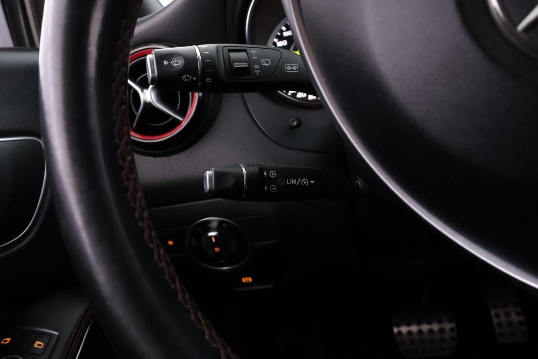 MERCEDES-BENZ CLA 45 AMG 2016