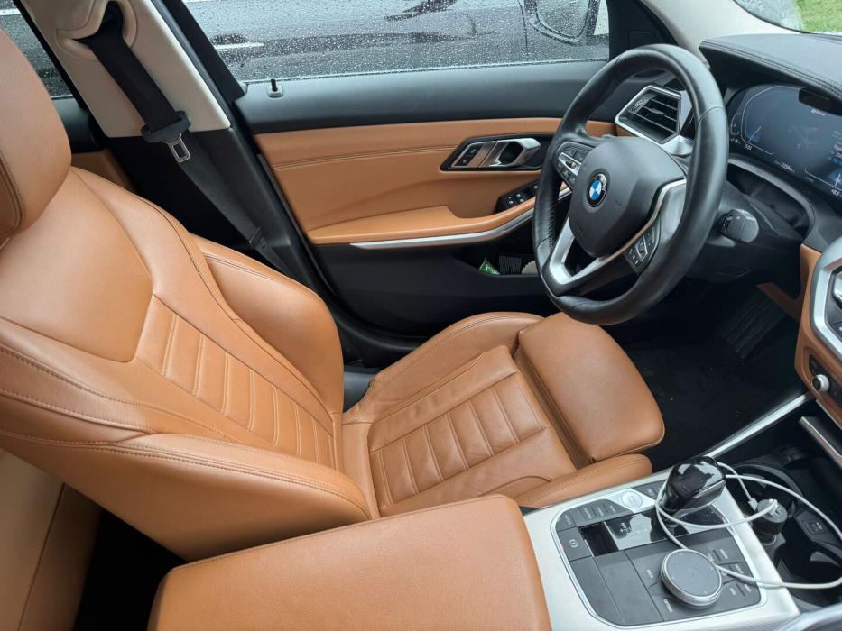 BMW 330 2020
