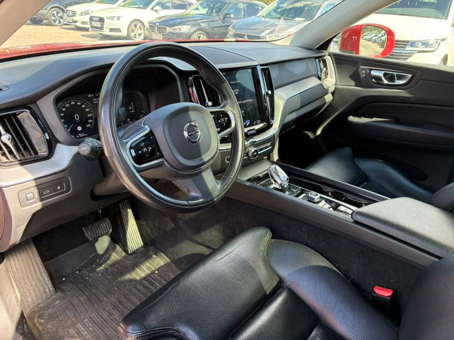 VOLVO XC60 2020