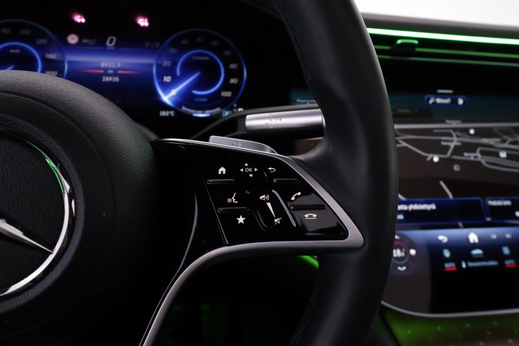 MERCEDES-BENZ EQS SUV 2023