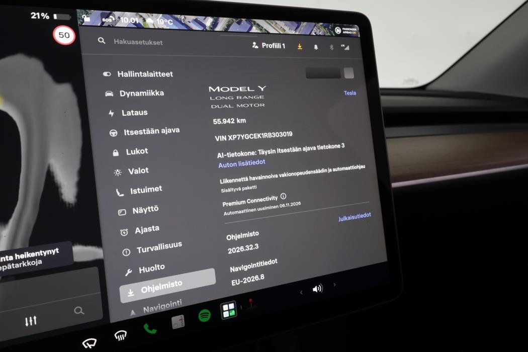 TESLA Model Y 2024