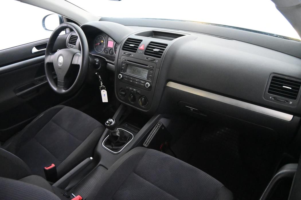 VOLKSWAGEN Jetta 2006