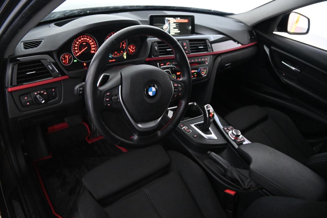 BMW 328 2013