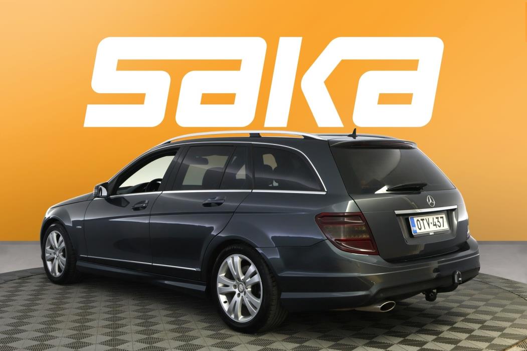 MERCEDES-BENZ C 2011