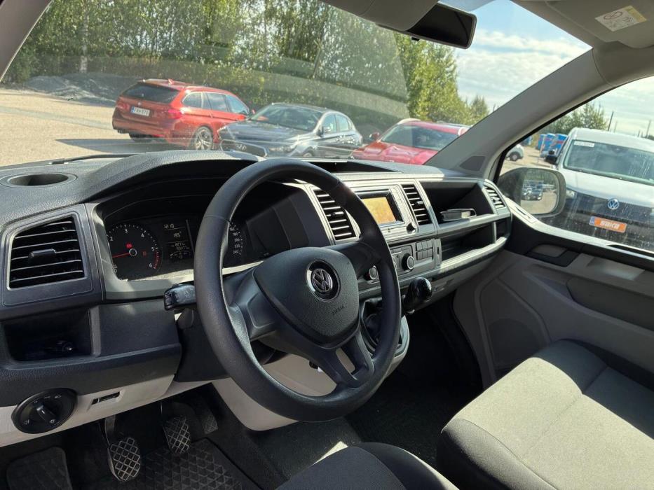 VOLKSWAGEN Transporter 2016