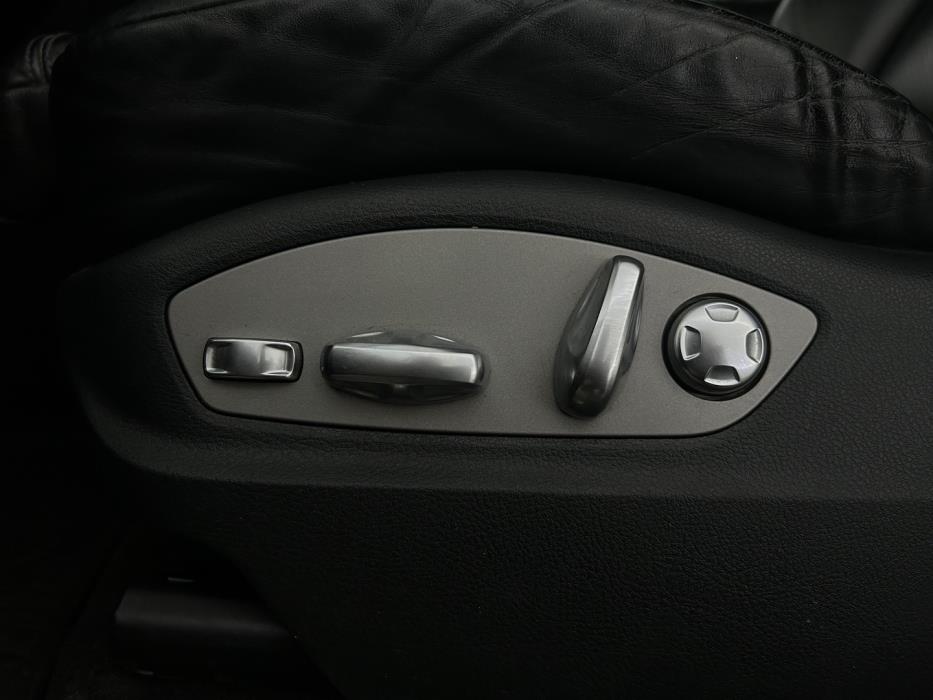 PORSCHE Cayenne 2011