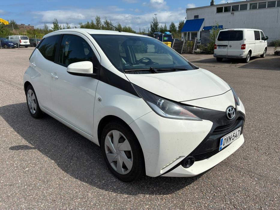 TOYOTA AYGO 2017