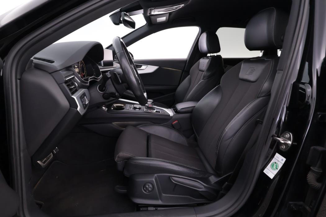AUDI A4 2017