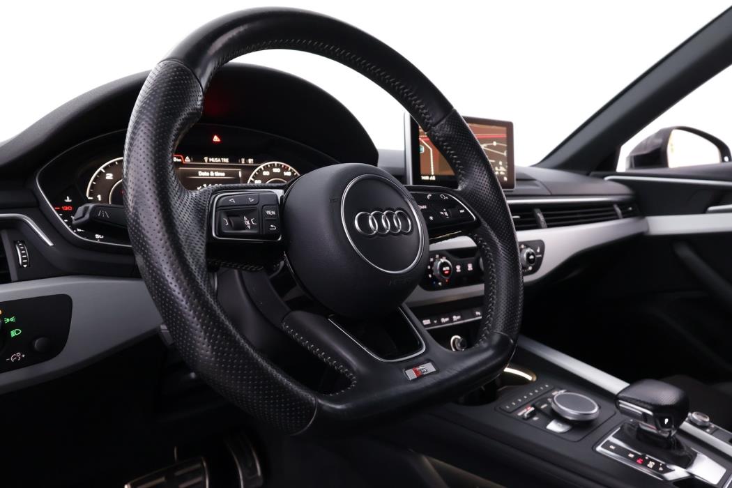 AUDI A4 2017