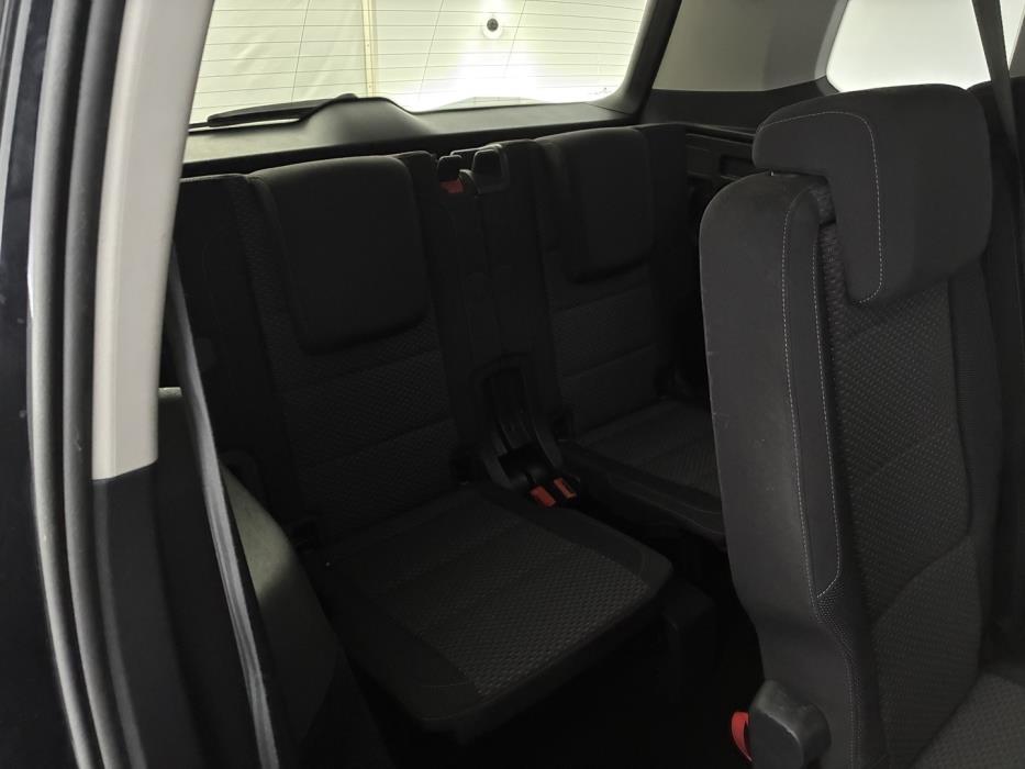VOLKSWAGEN Touran 2020