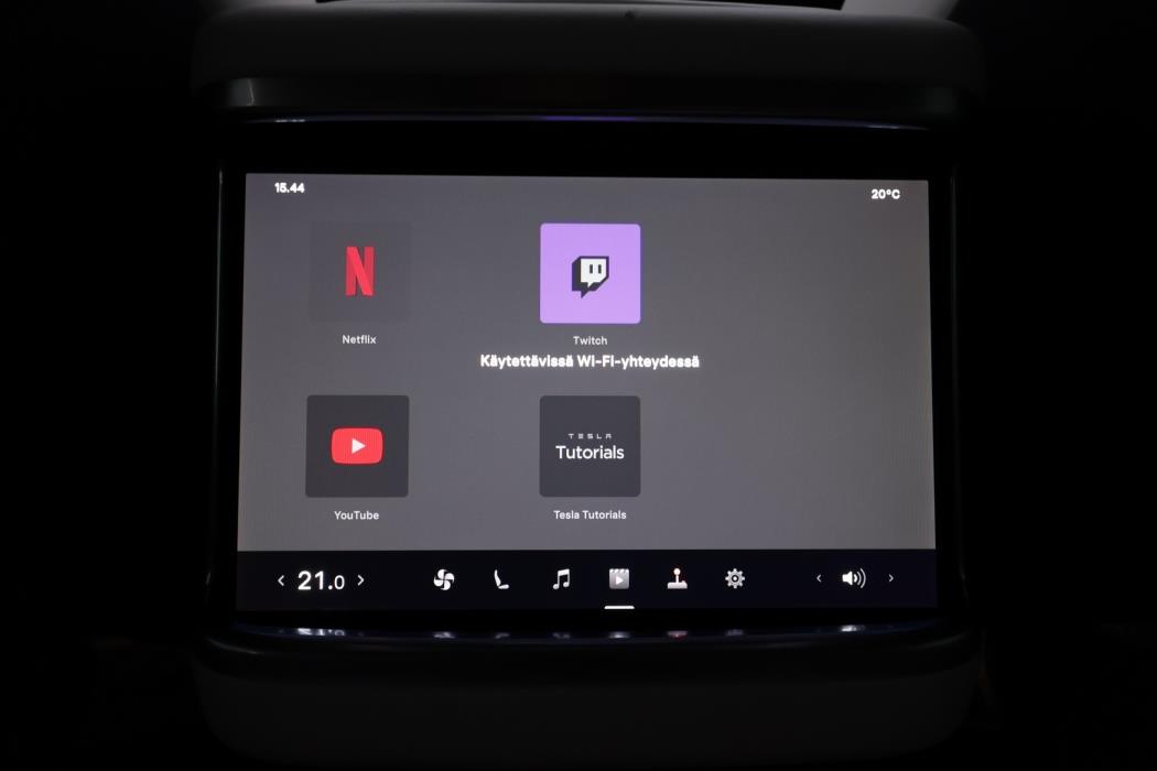 TESLA Model S 2023