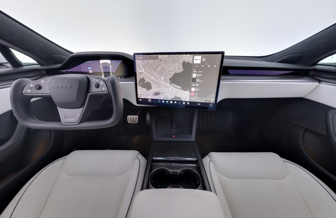 TESLA Model S 2023