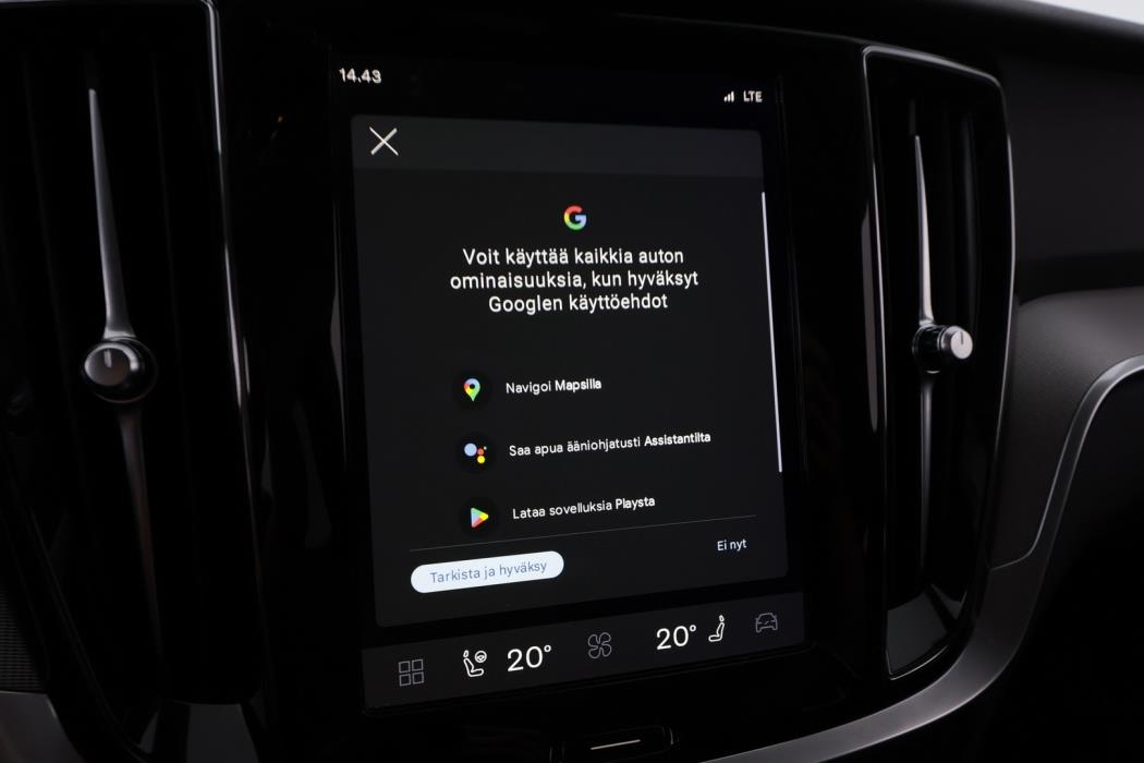 VOLVO V60 2023