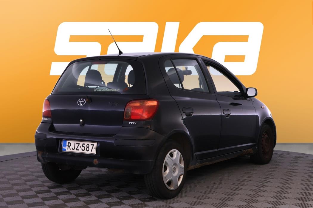 TOYOTA Yaris 2005