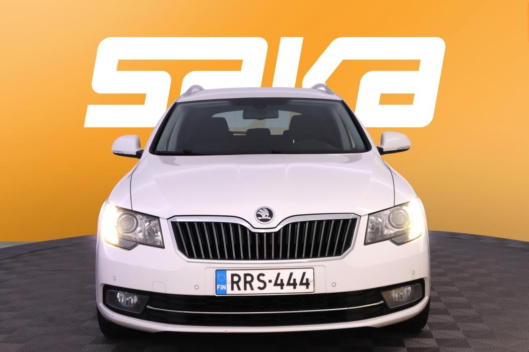 SKODA Superb 2014