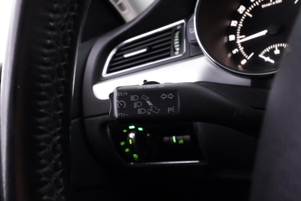 SKODA Superb 2014