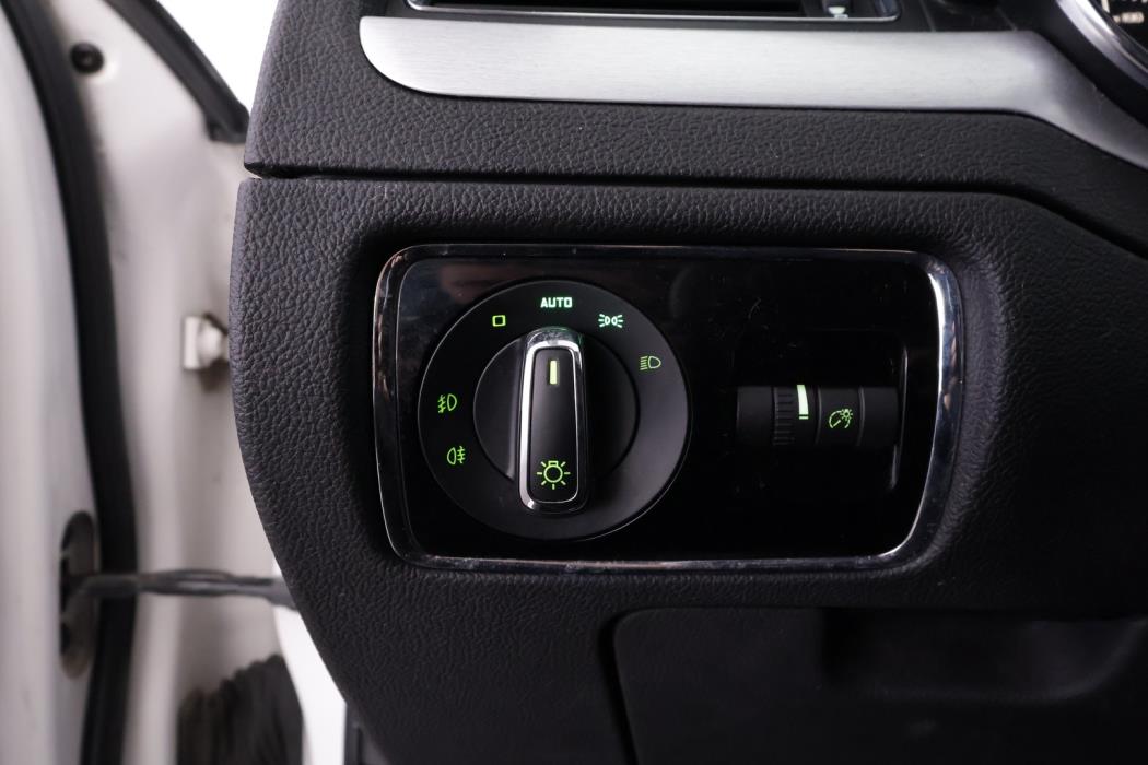 SKODA Superb 2014