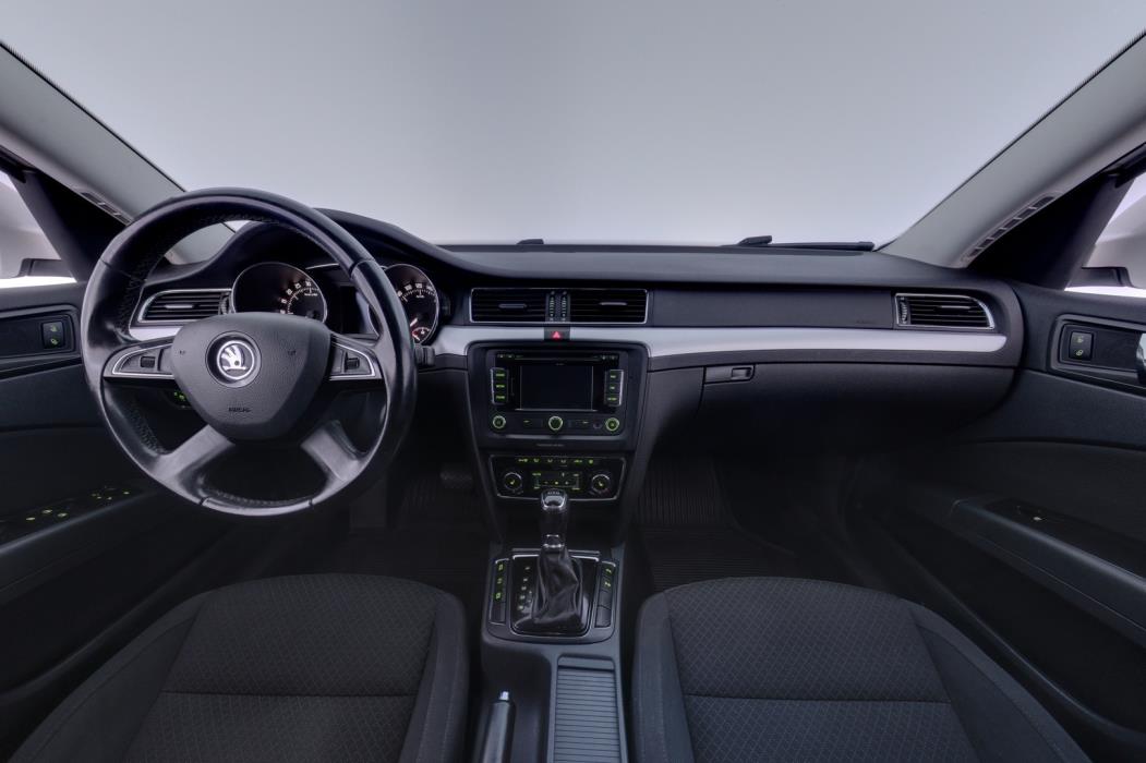 SKODA Superb 2014