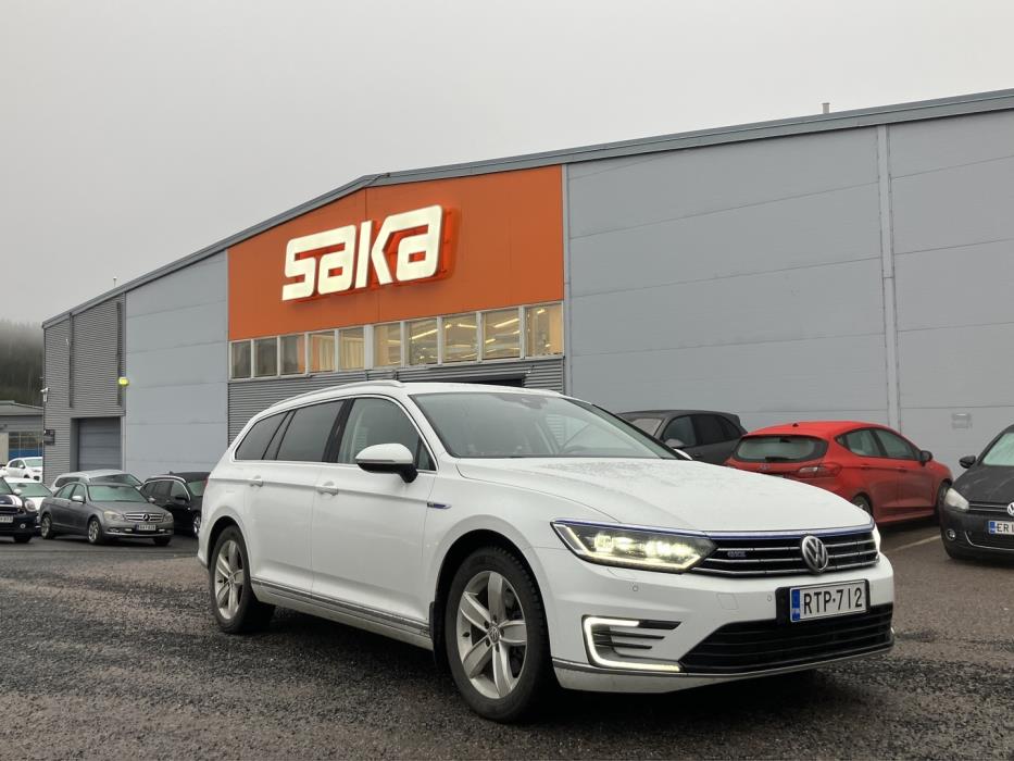 VOLKSWAGEN Passat 2017