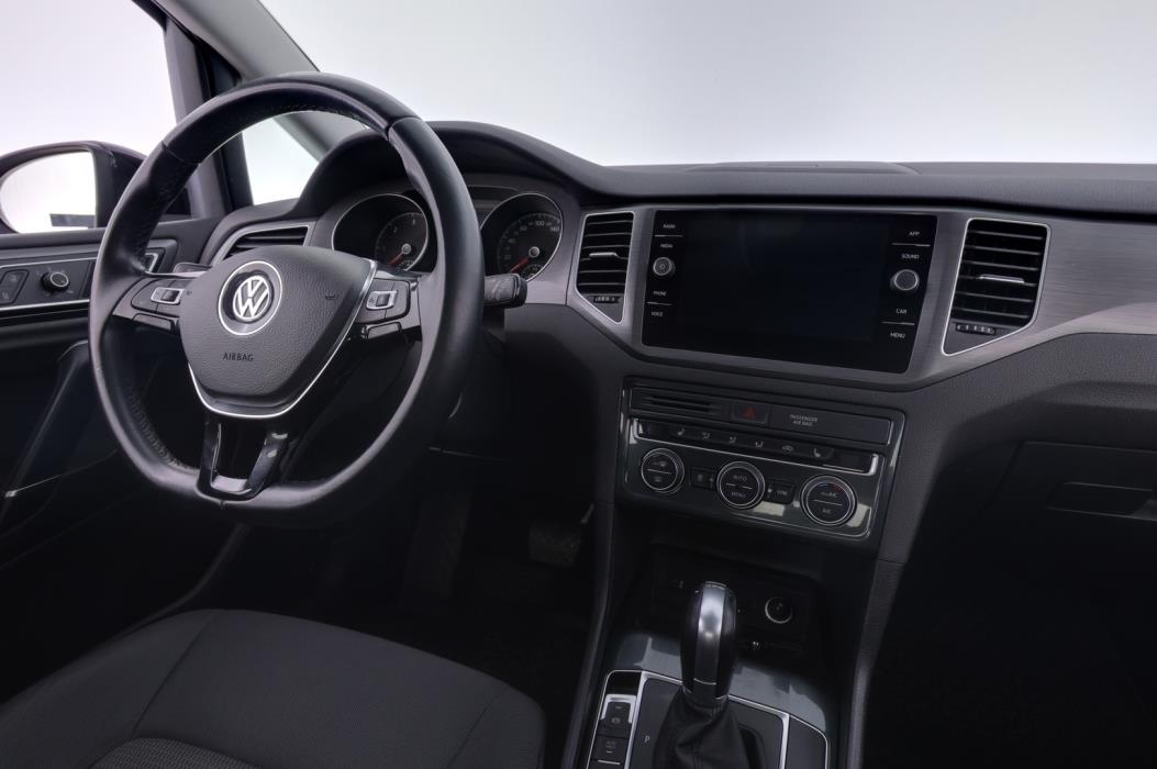 VOLKSWAGEN Golf Sportsvan 2019