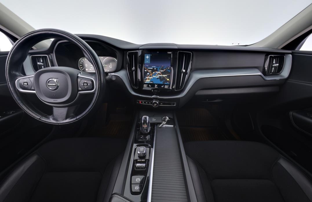VOLVO XC60 2019