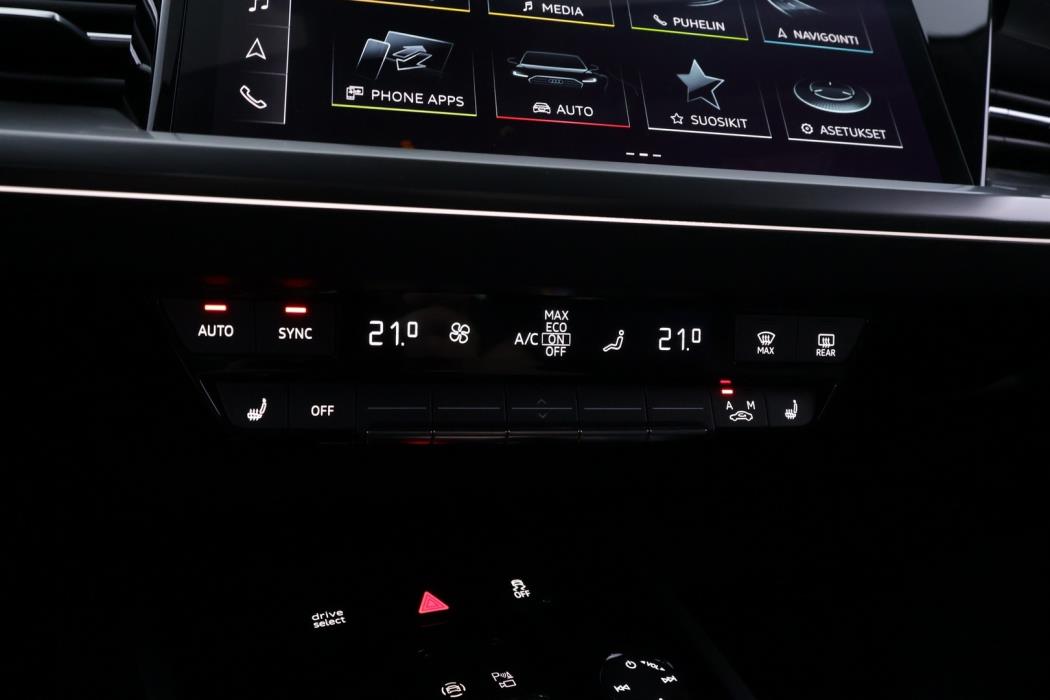 AUDI Q4 e-tron 2023