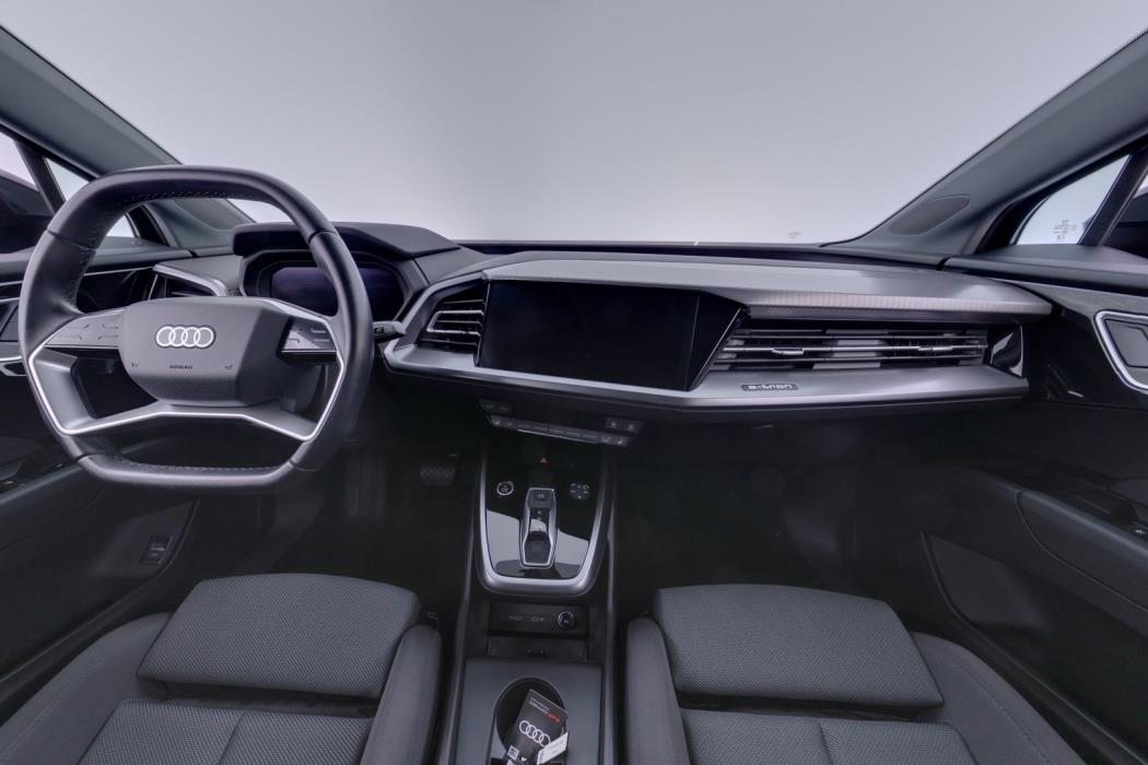 AUDI Q4 e-tron 2023