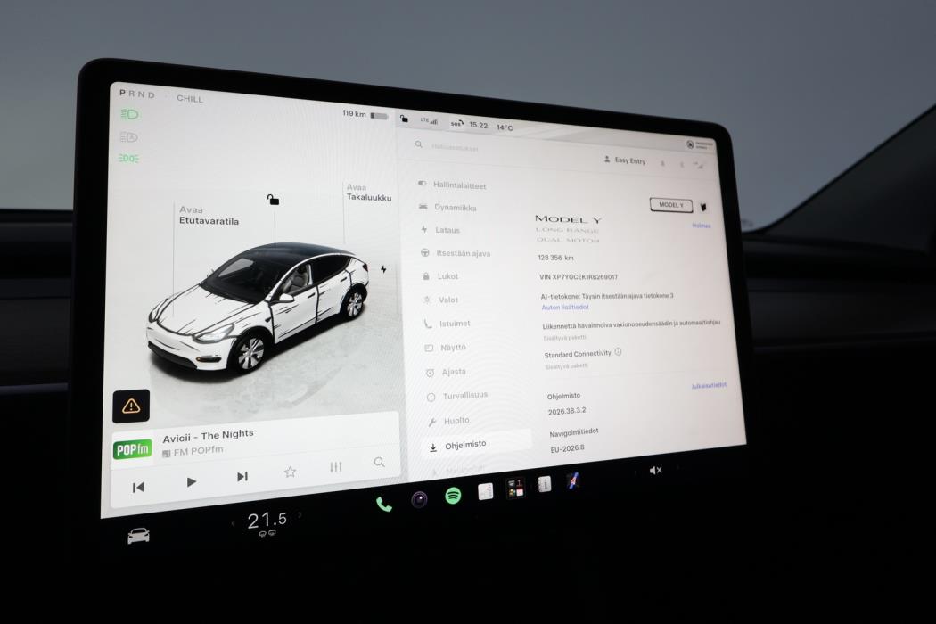 TESLA Model Y 2024
