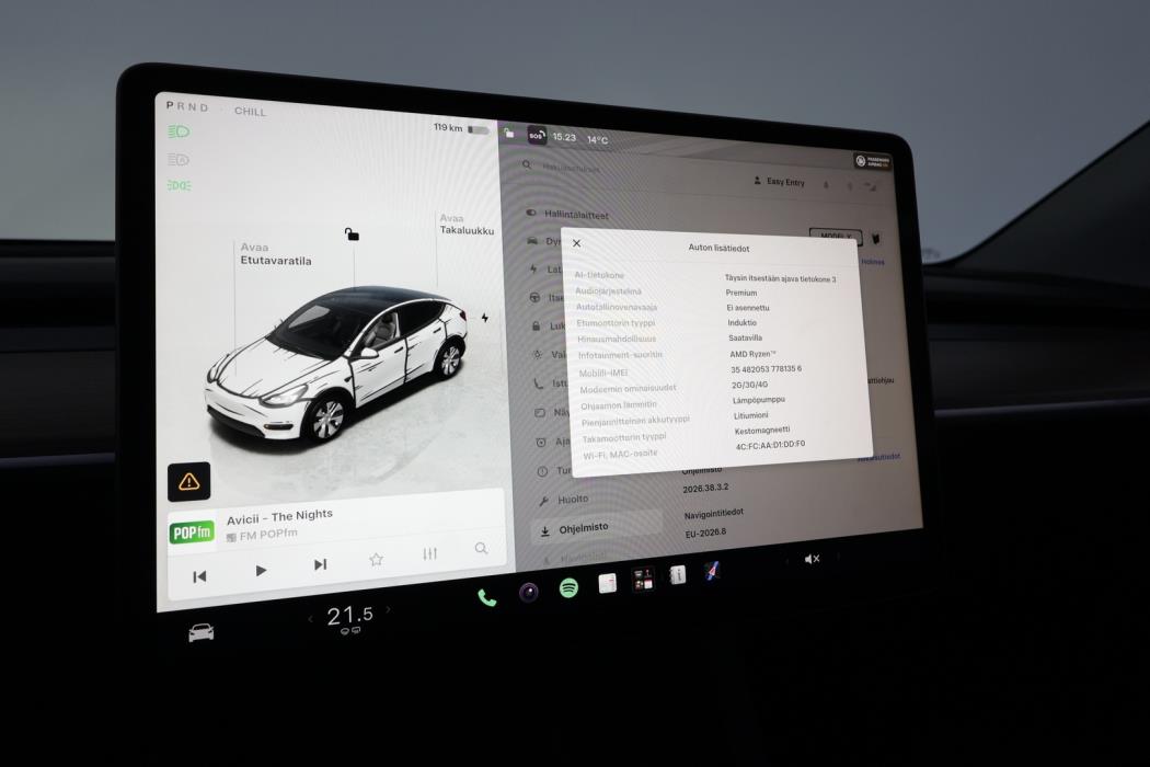TESLA Model Y 2024