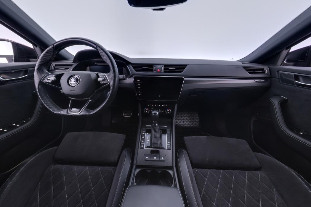 SKODA Superb 2021