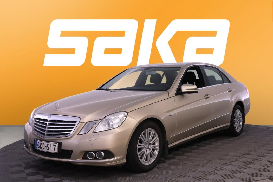 MERCEDES-BENZ E 2010